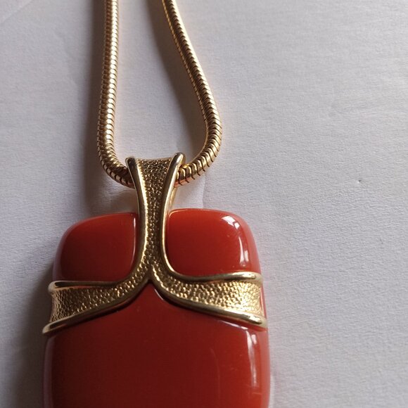 Signed Emmons "Modern" Necklace Pendant on Gold Tone Snake Necklace - Picture 6 of 6